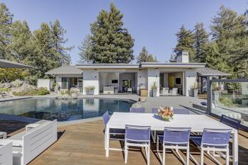 Mt. Tamalpais executive residence pool and outdoor dining